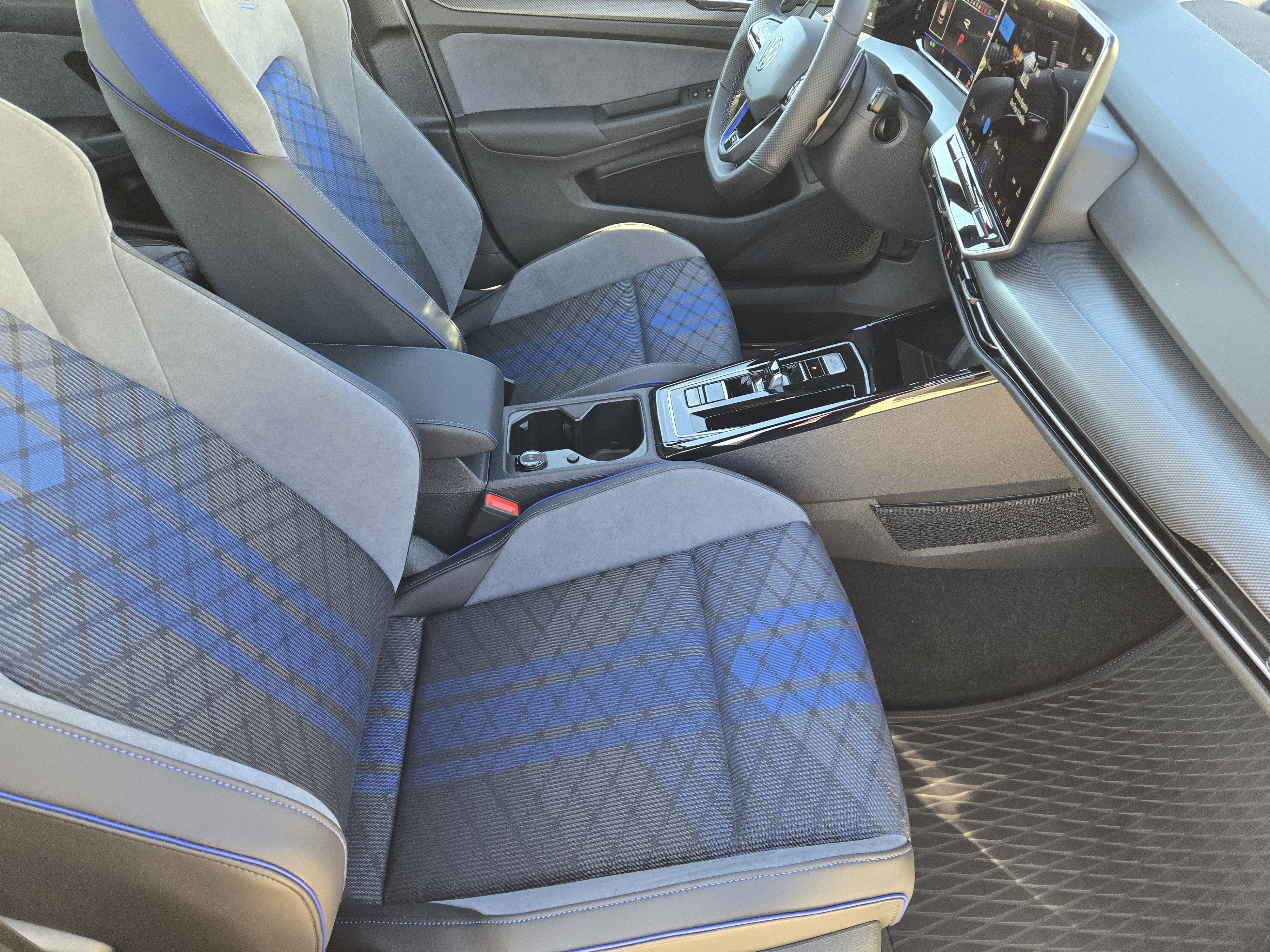 2026 Volkswagen Golf R 2.0T