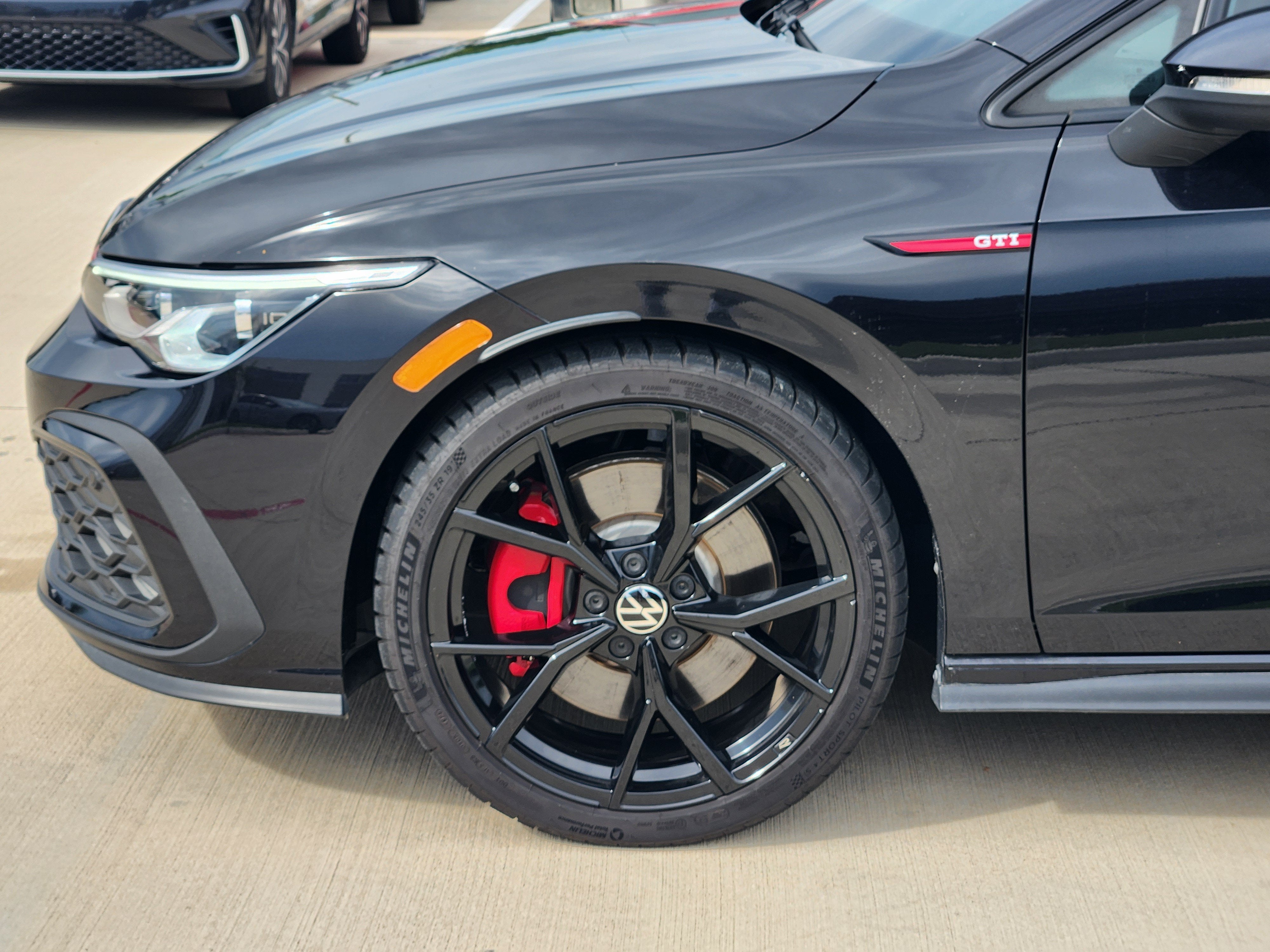 2024 Volkswagen Golf GTI 380 S