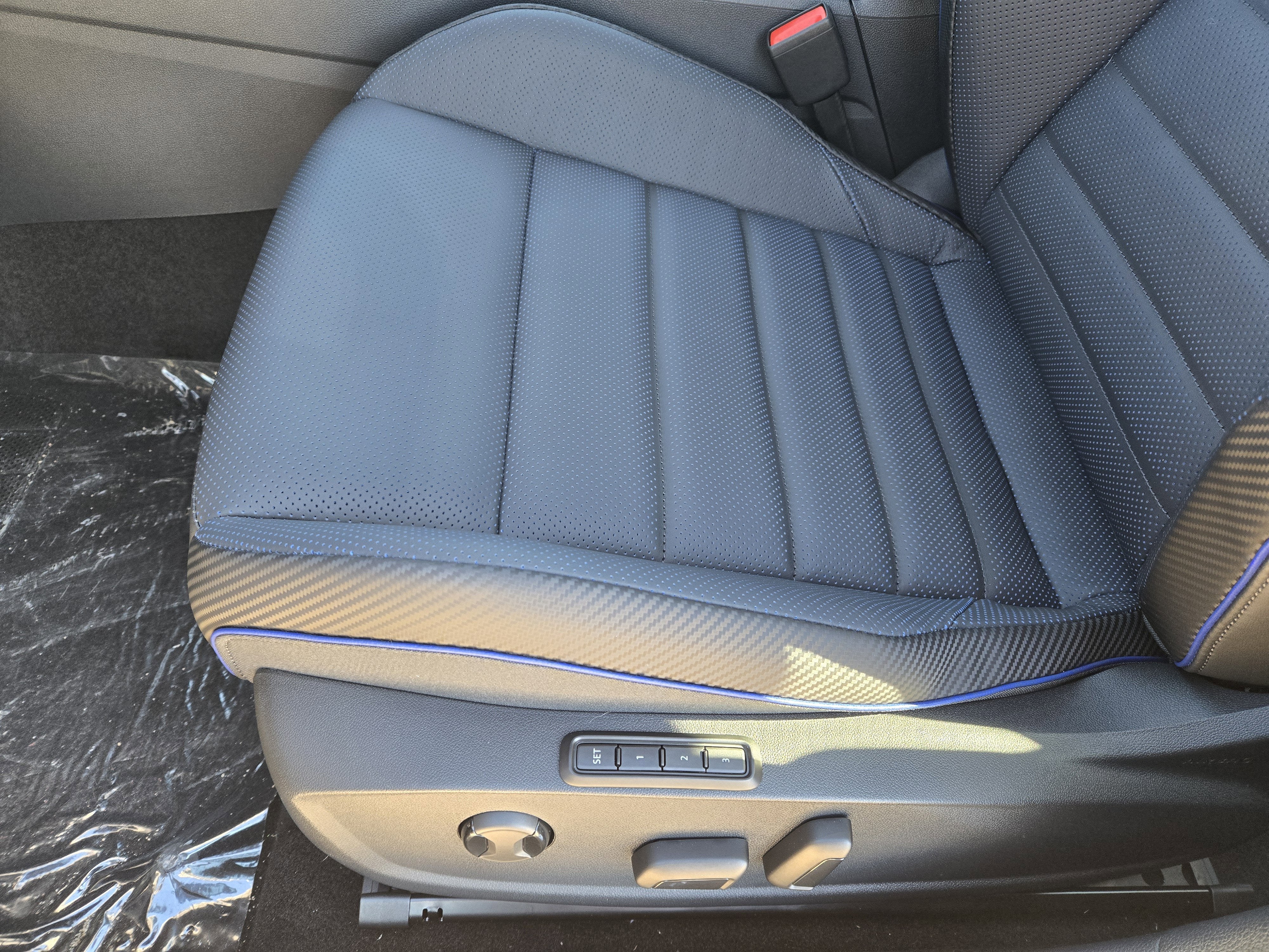 2026 Volkswagen Golf R 2.0T