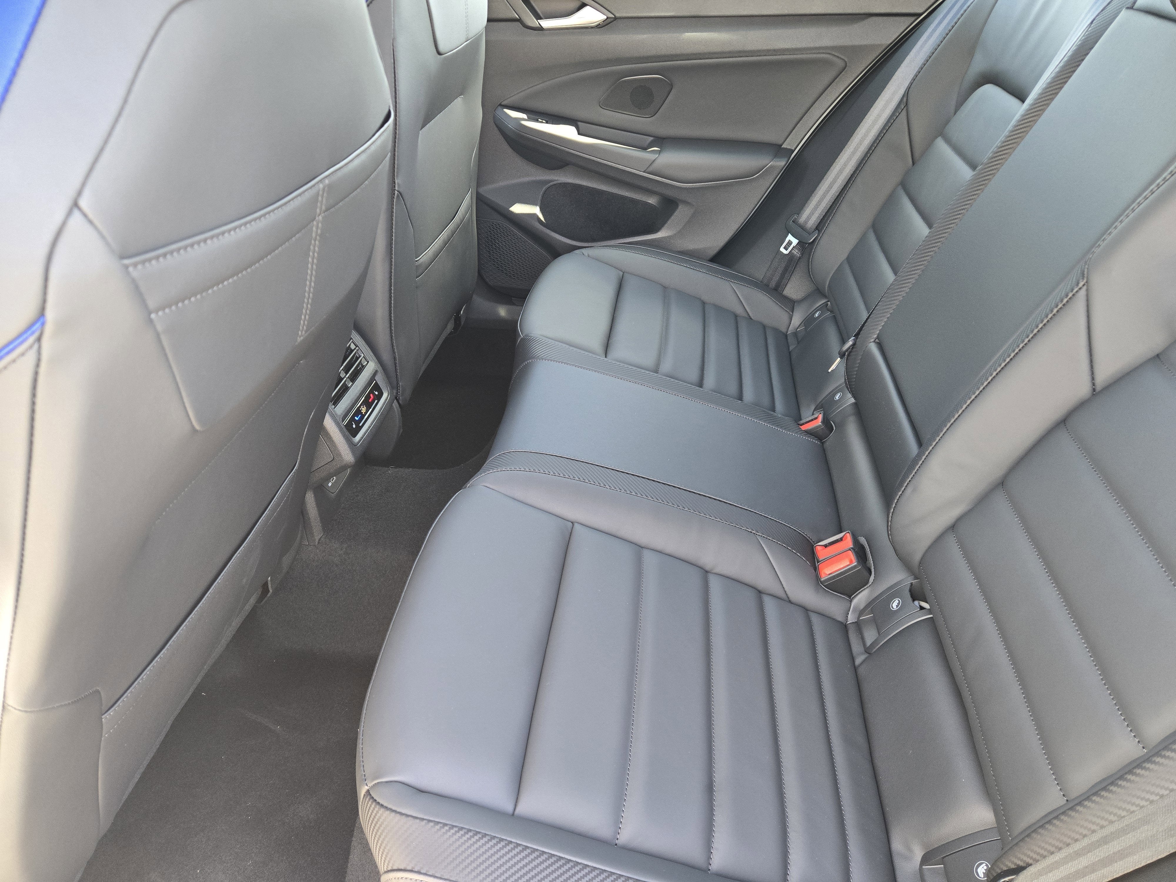 2026 Volkswagen Golf R 2.0T