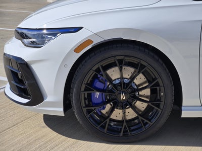 2026 Volkswagen Golf R 2.0T