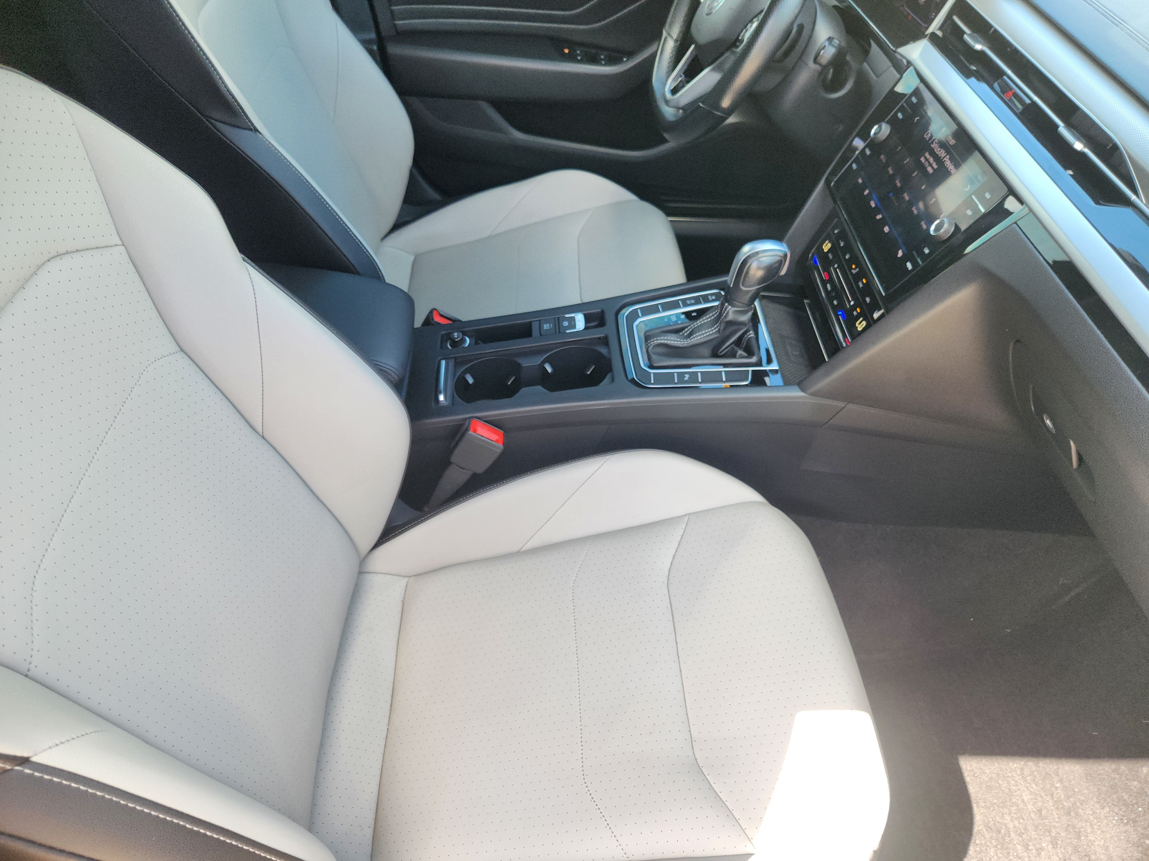 2022 Volkswagen Arteon SE R-Line