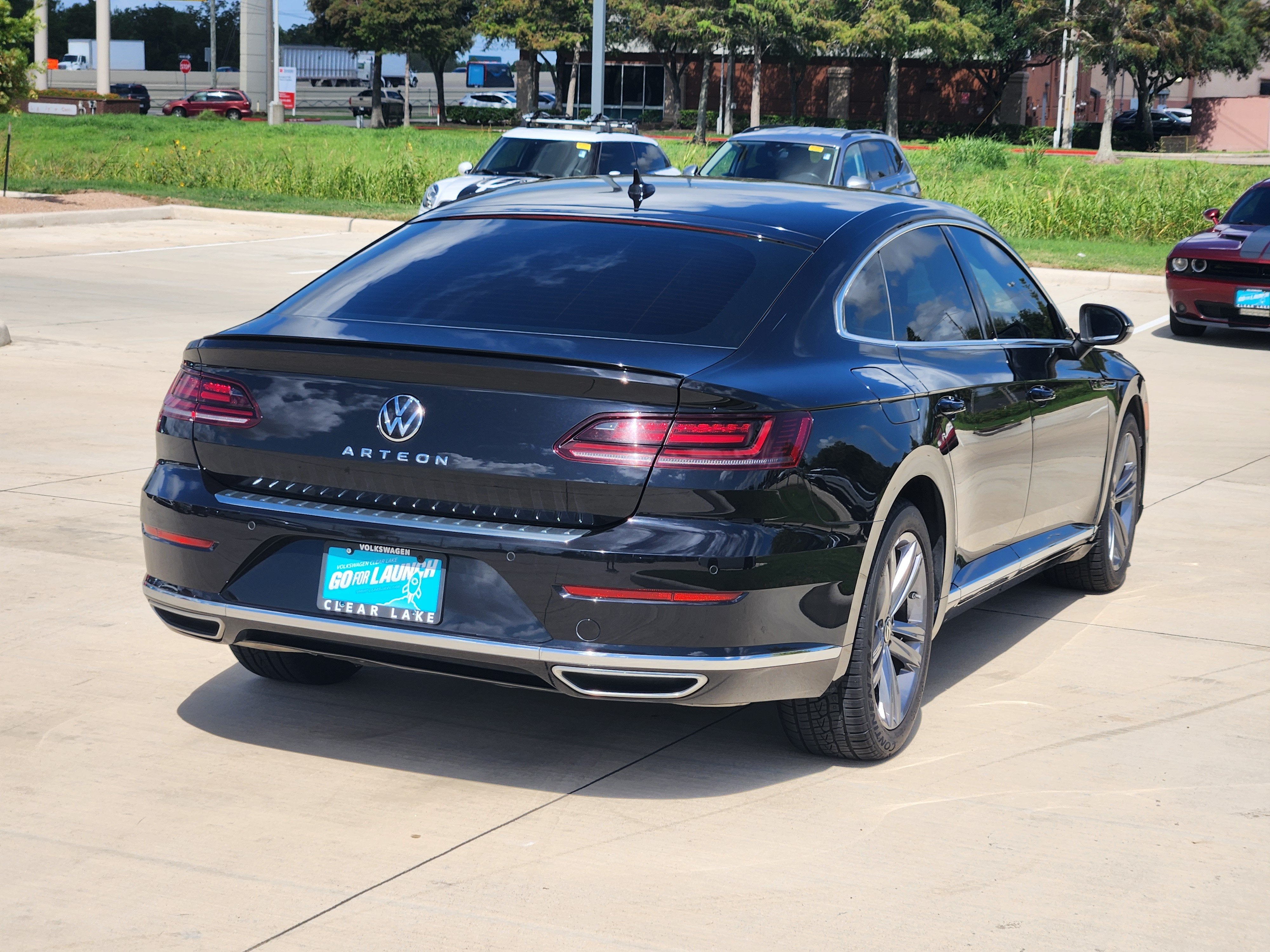 2022 Volkswagen Arteon SE R-Line