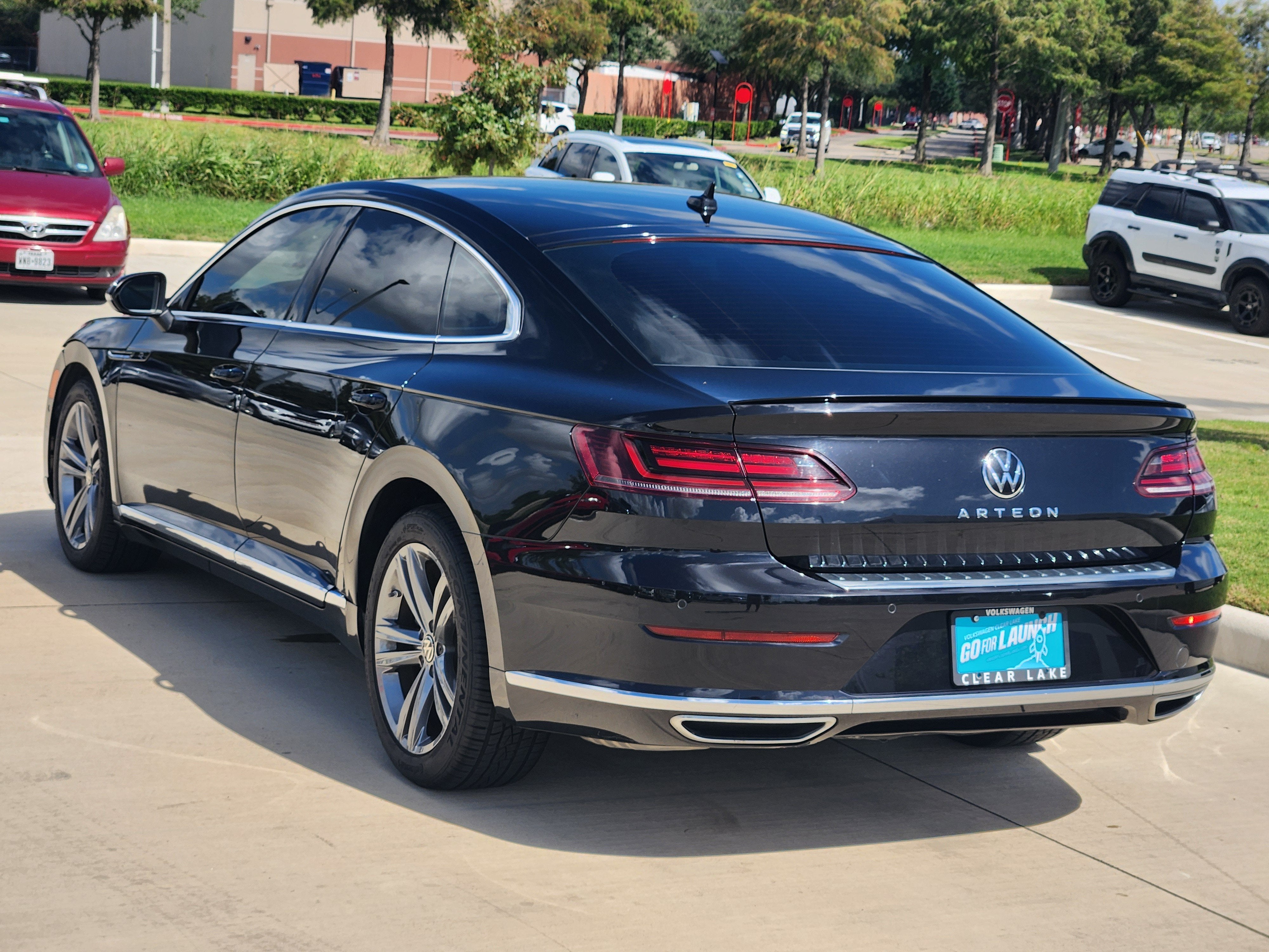 2022 Volkswagen Arteon SE R-Line