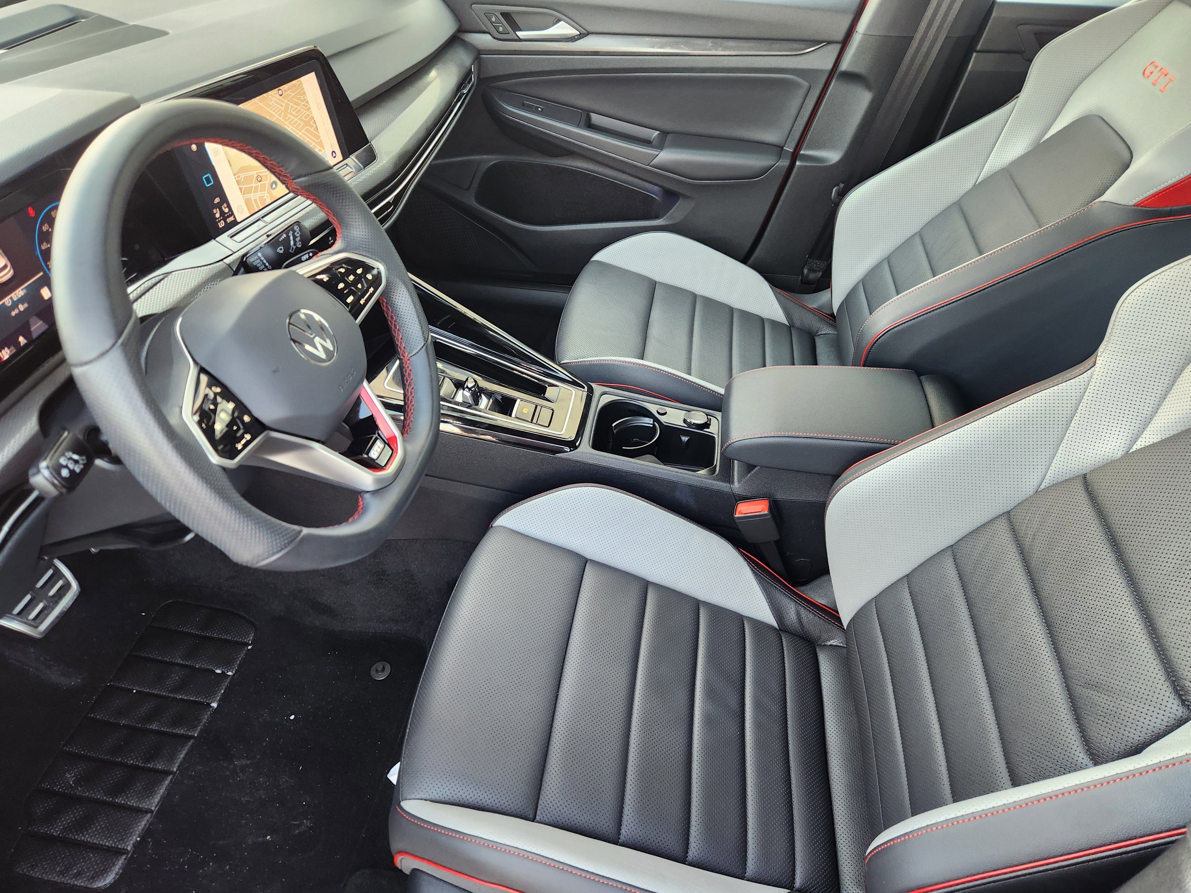 2024 Volkswagen Golf GTI Autobahn