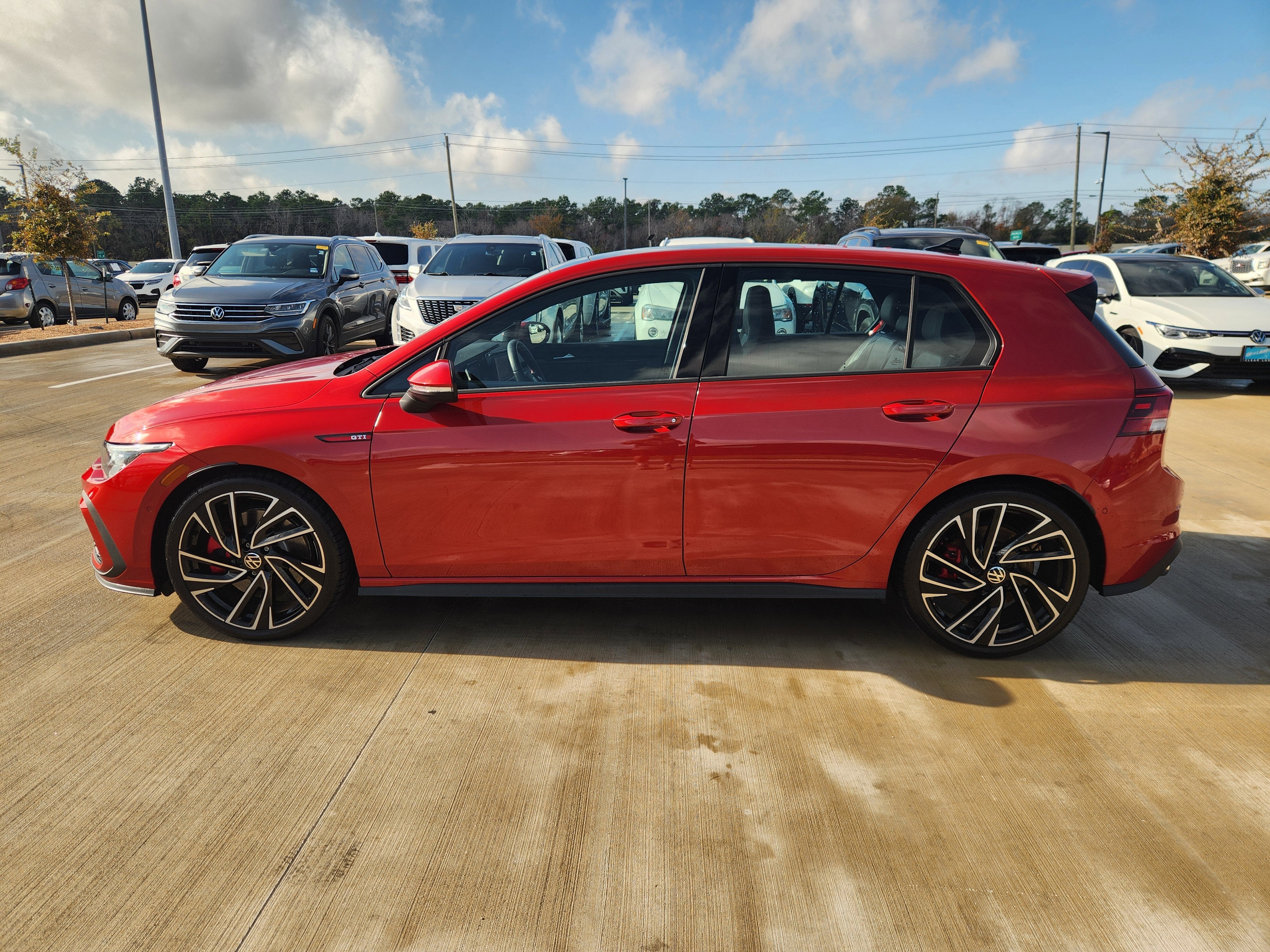 2024 Volkswagen Golf GTI Autobahn