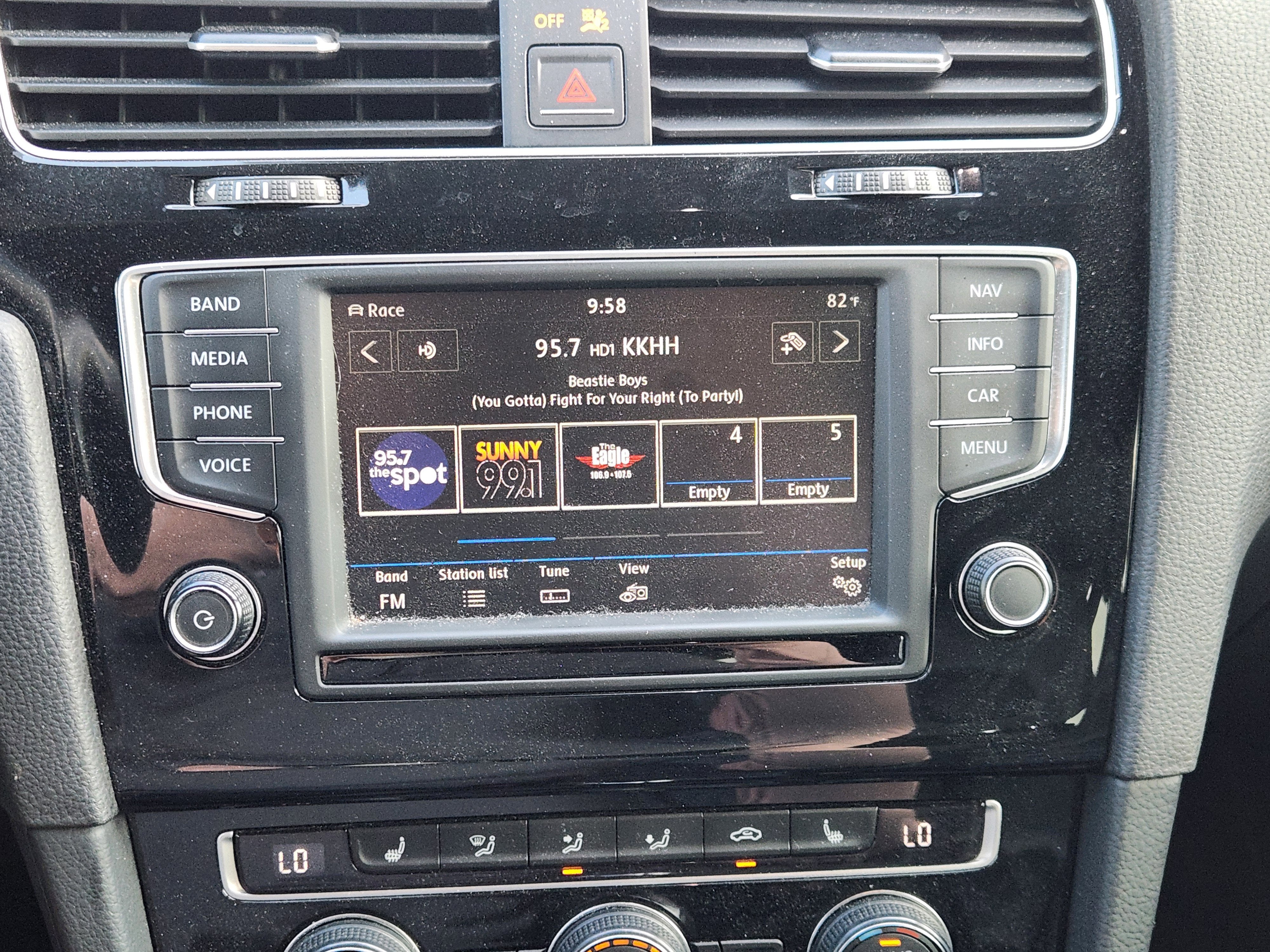 2017 Volkswagen Golf R DCC & Navigation 4Motion