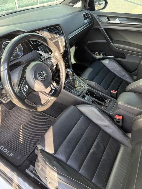 2017 Volkswagen Golf R DCC & Navigation 4Motion