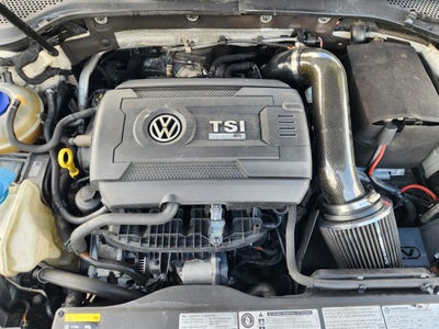 2017 Volkswagen Golf R DCC & Navigation 4Motion