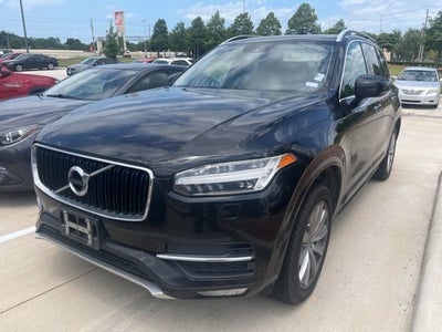 2016 Volvo XC90 T6 Momentum