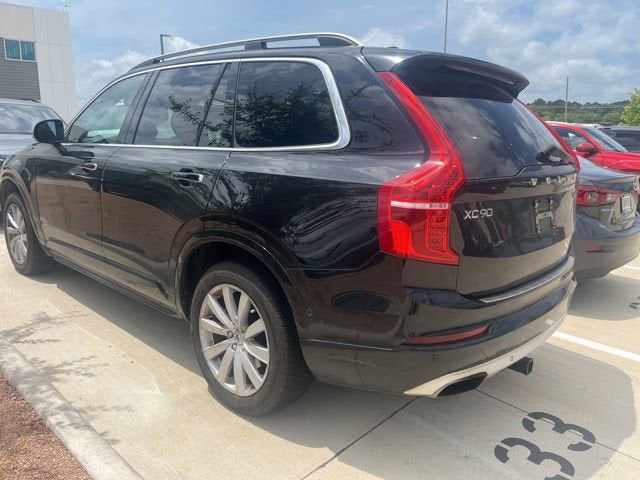 2016 Volvo XC90 T6 Momentum